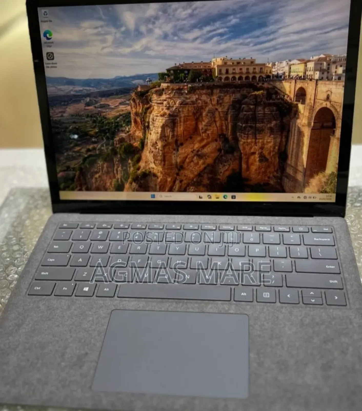 New Laptop Microsoft Surface Laptop 3 16GB Intel Core I7 SSD 256GB