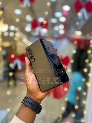 New Samsung Galaxy Z Fold 3 256 GB Black