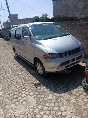 Toyota HiAce 2006 Silver
