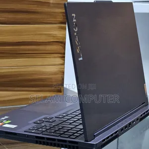 New Laptop Lenovo Legion 5 16GB AMD Ryzen 7 SSD 512GB