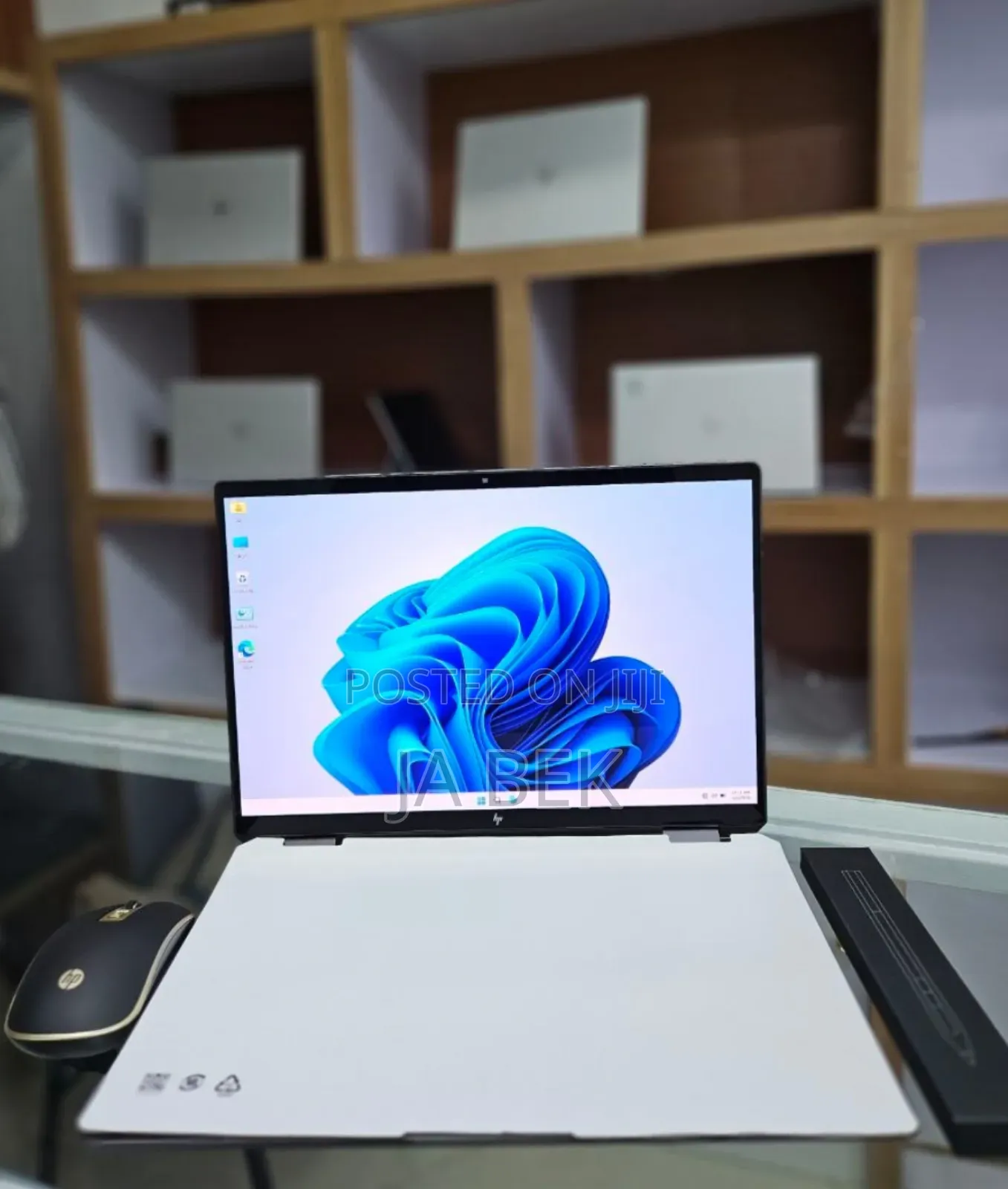 New Laptop HP Spectre 32GB Intel Core Ultra 7 SSD 2T