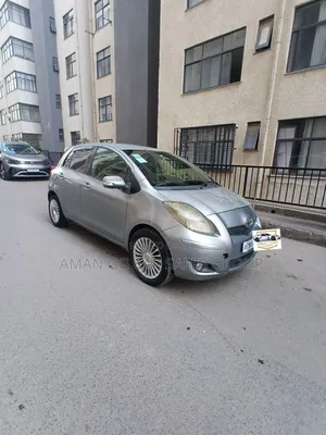 Toyota Yaris 2009 Gray