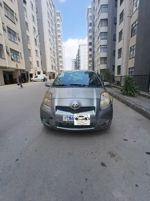 Toyota Yaris 2009 Gray
