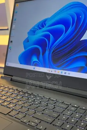 New Laptop HP Victus 16 16GB Intel Core I7 SSD 512GB