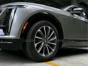 Cadillac Lyriq 2023 Gray