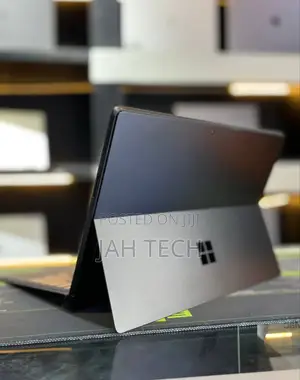 New Laptop Microsoft Surface Pro 10 16GB Intel Core Ultra 5 SSD 256GB