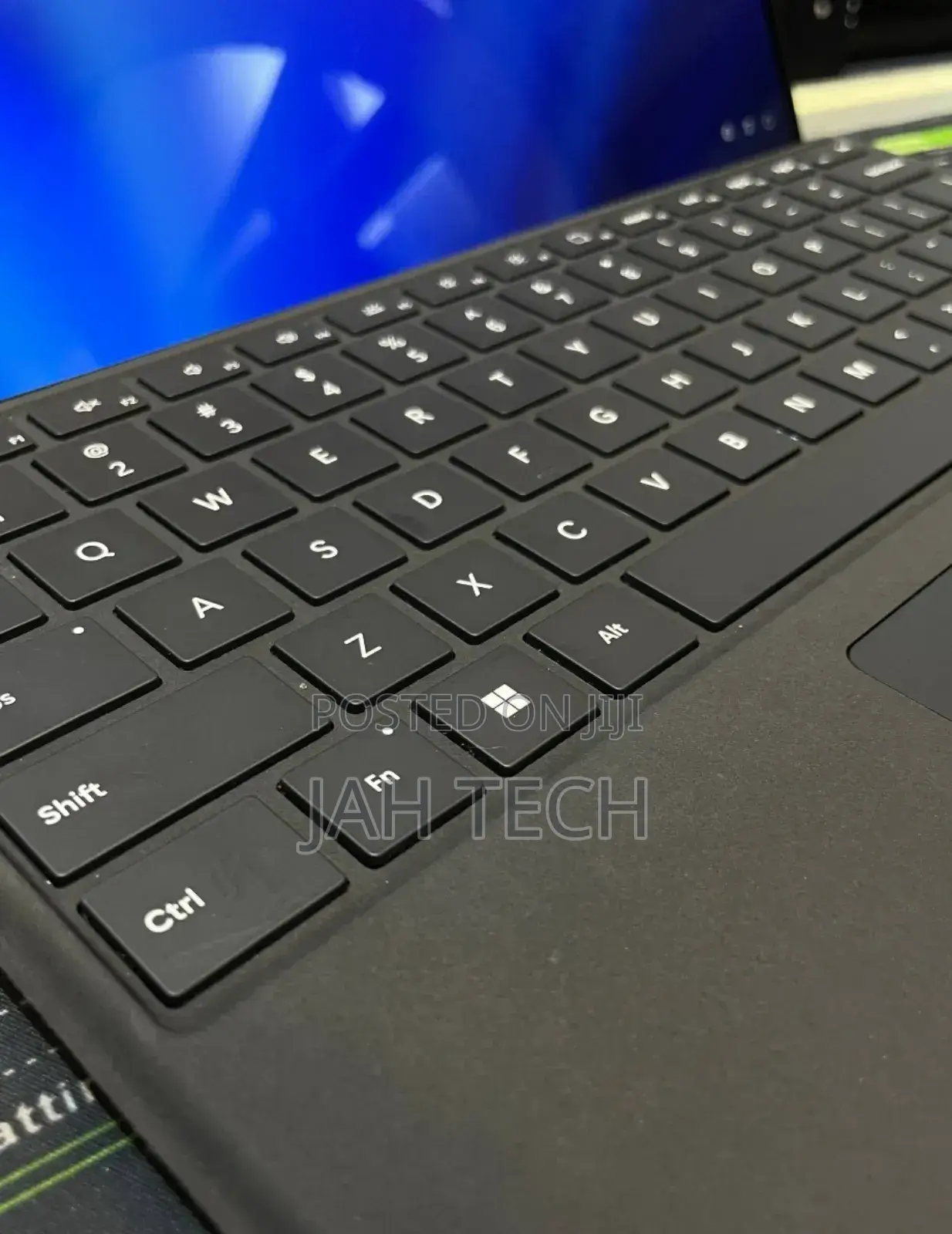 New Laptop Microsoft Surface Pro 10 16GB Intel Core Ultra 5 SSD 256GB