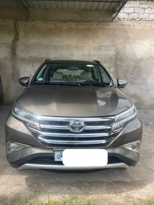 Toyota Rush 2020 Gold