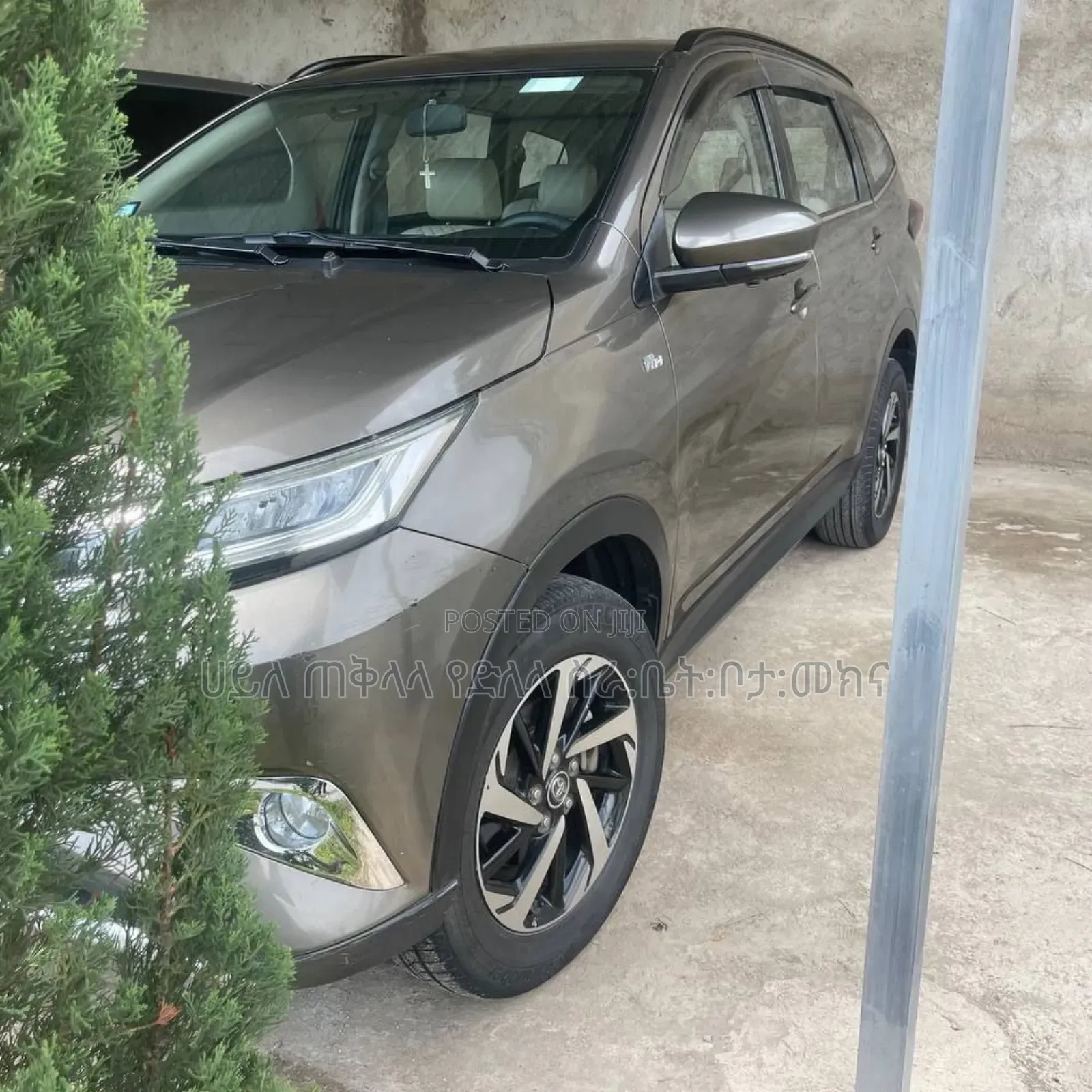 Toyota Rush 2020 Gold