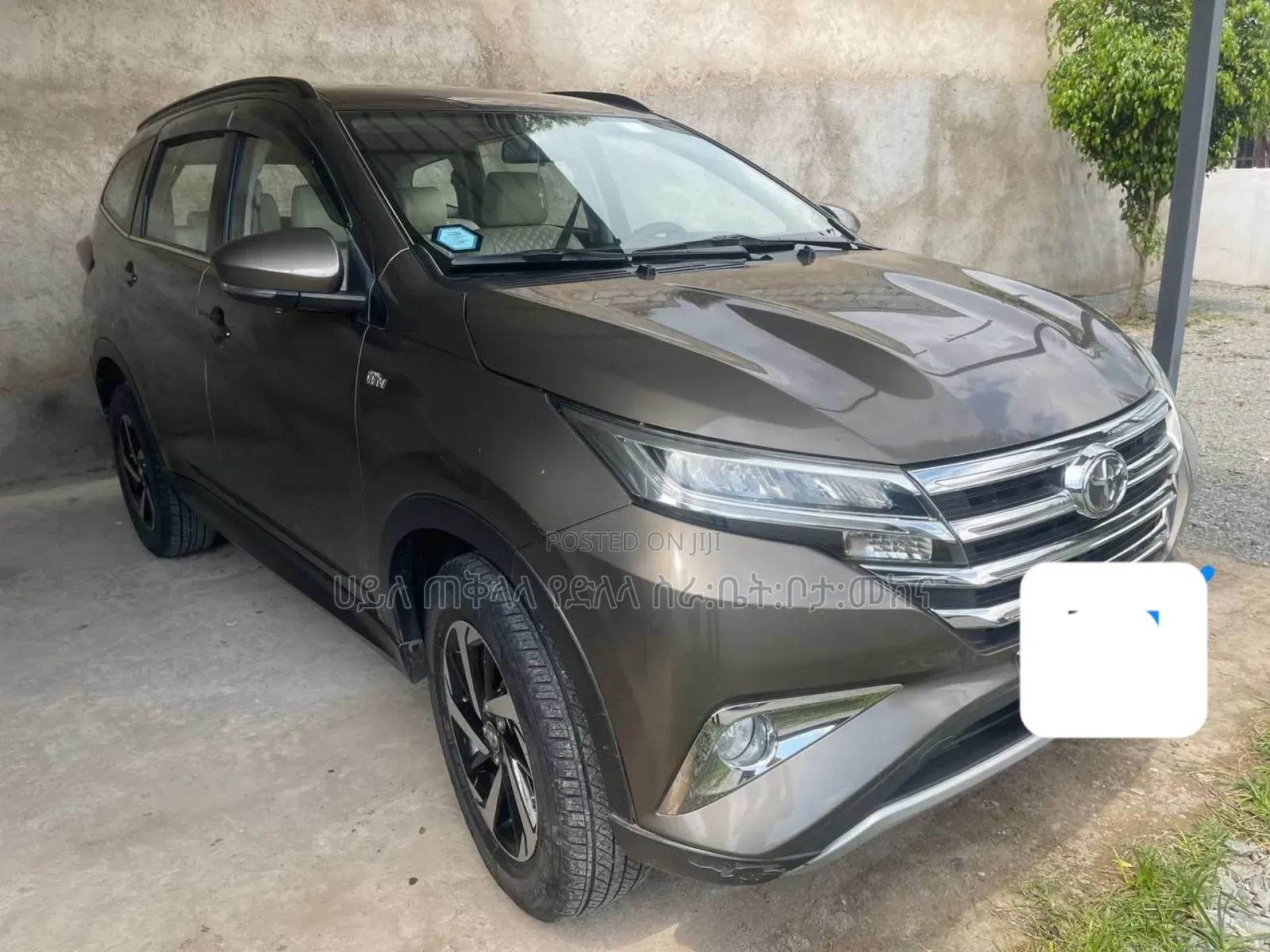 Toyota Rush 2020 Gold