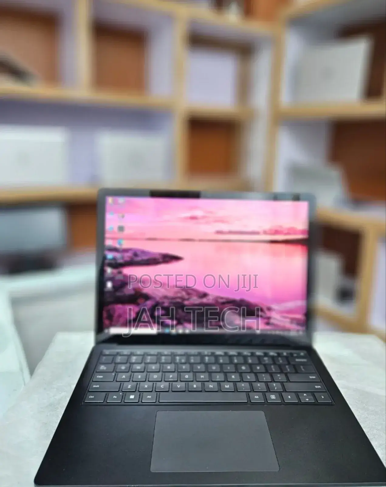 New Laptop Microsoft Surface Laptop 4 16GB Intel Core i7 SSD 512GB