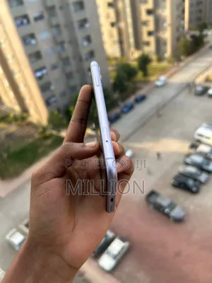 Apple iPhone 11 64 GB Purple