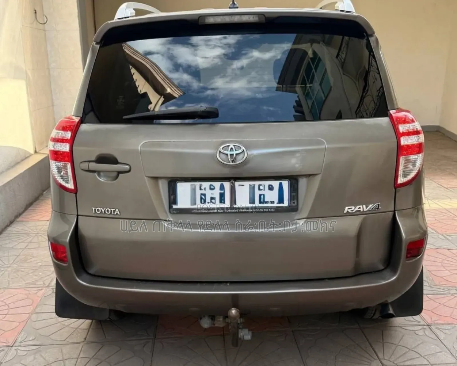 Toyota RAV4 2010 Gray