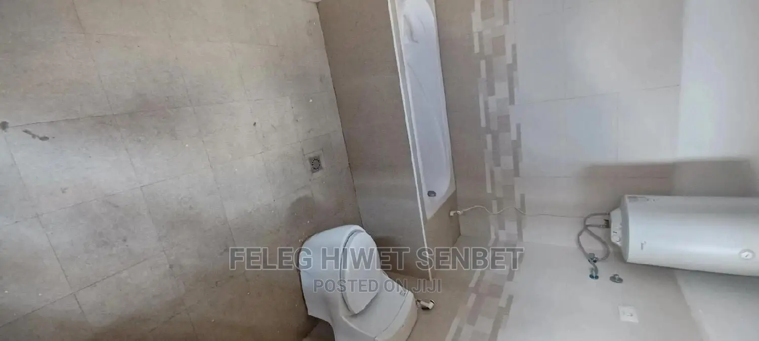 4bdrm Apartment in አአ, Bole for sale