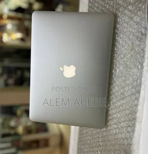 New Laptop Apple MacBook Air 2014 8GB Intel Core I5 SSD 256GB