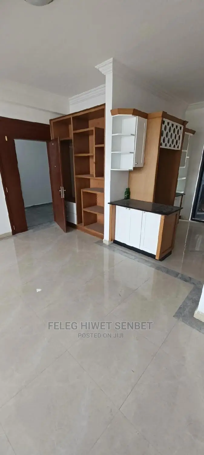 4bdrm Apartment in አአ, Bole for sale