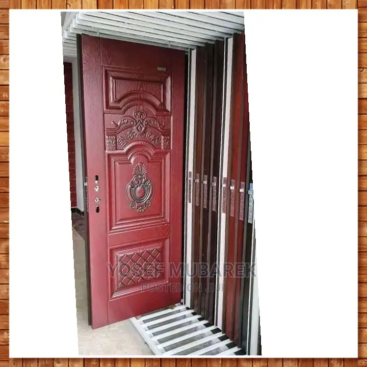 ውብ Imported በሮች