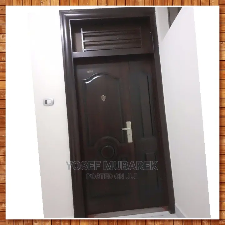 ውብ Imported በሮች