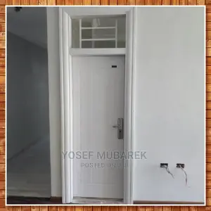 ውብ Imported በሮች