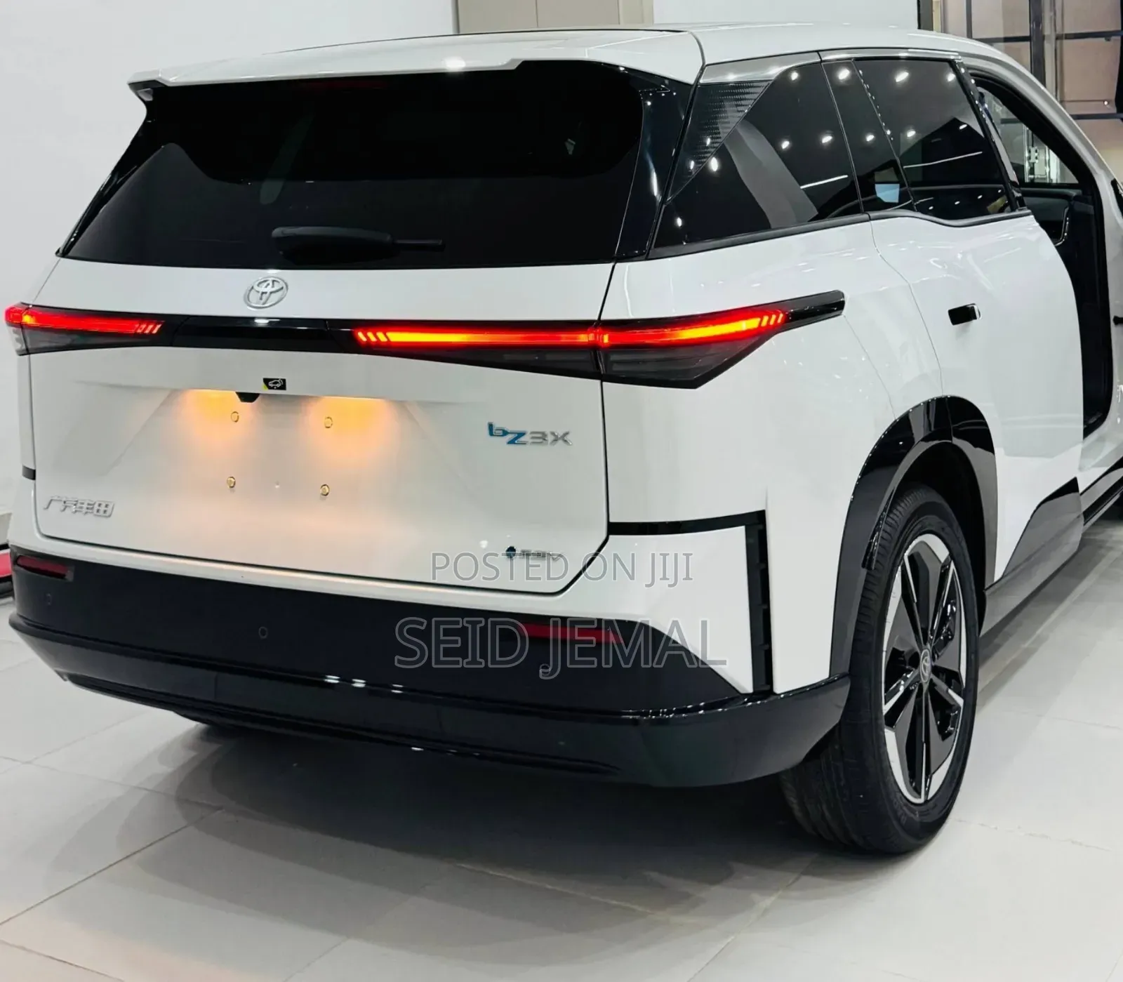 New Toyota bZ3 2025 Gray