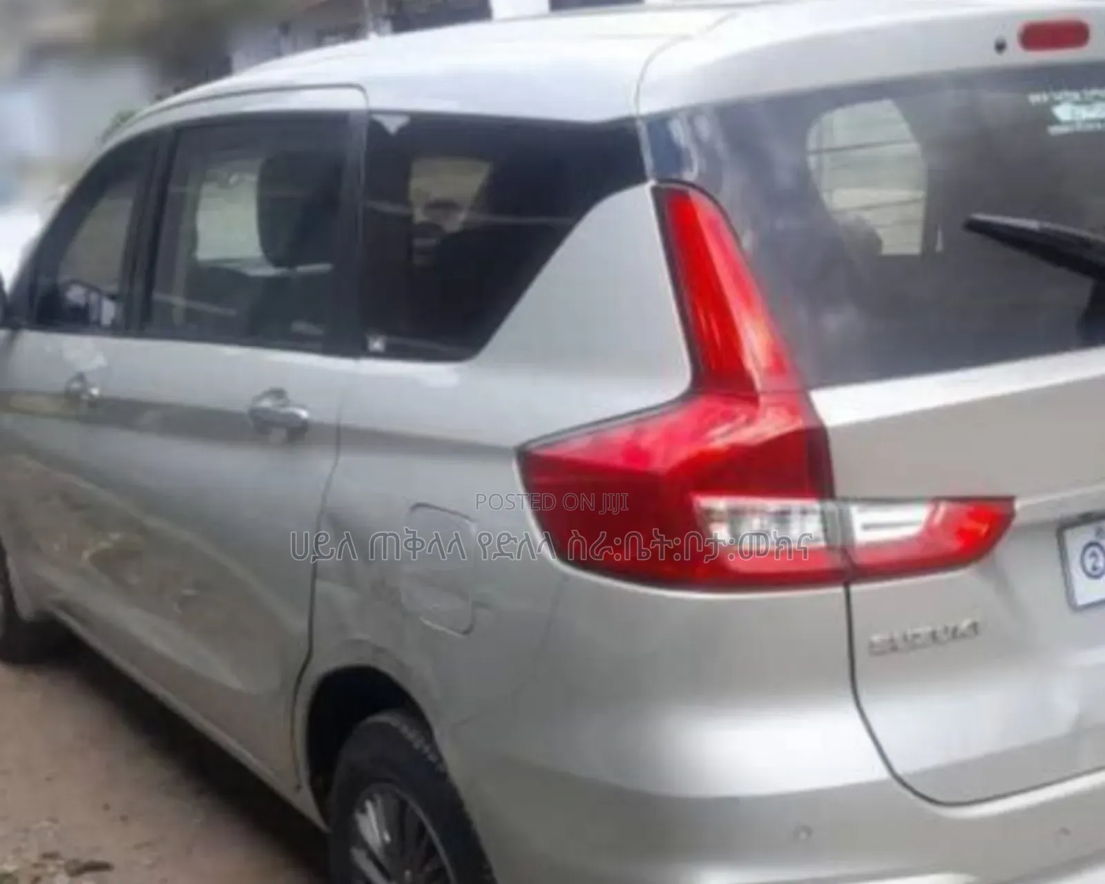 Suzuki Ertiga 2022 Silver