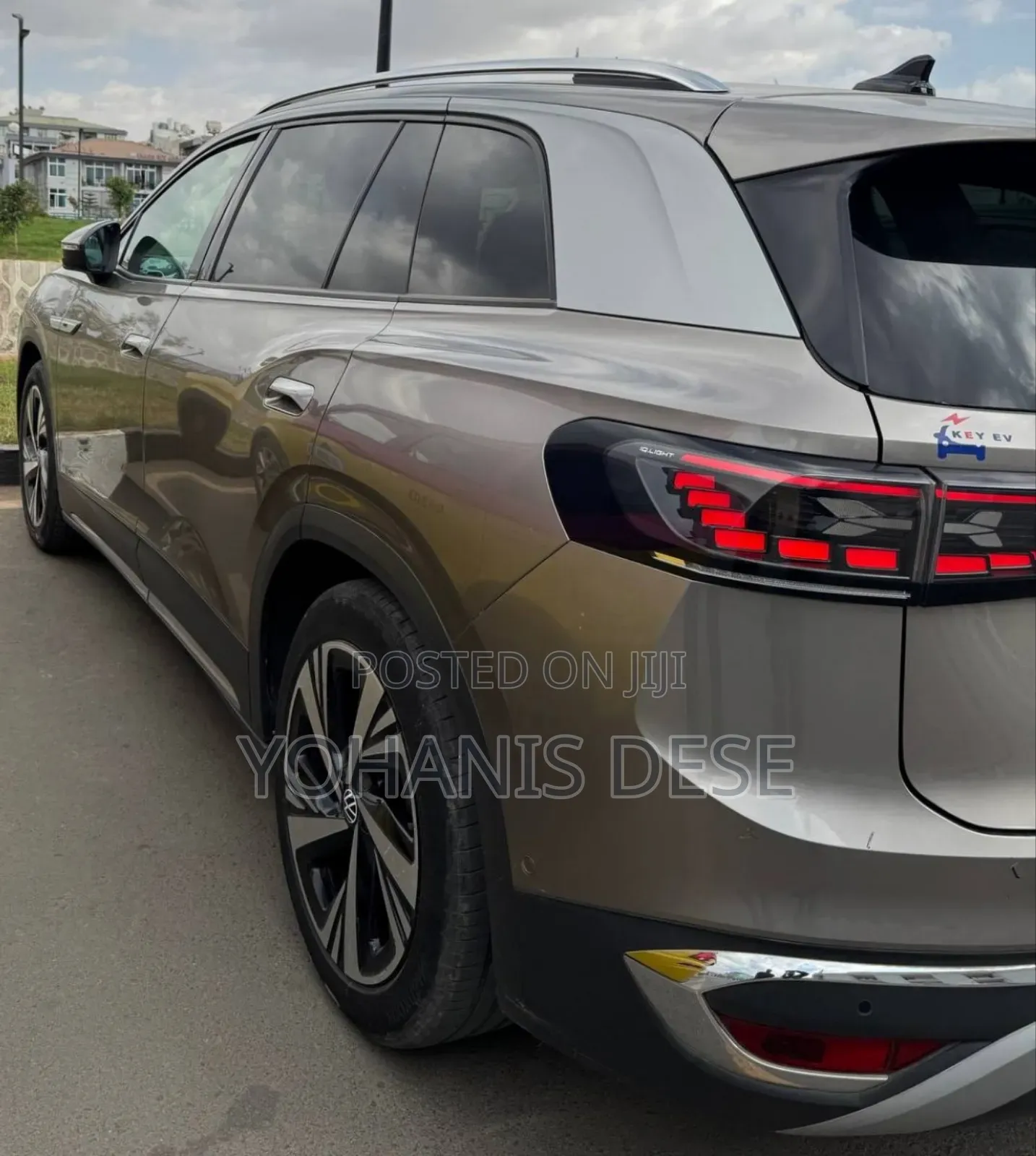 Volkswagen ID.6 2022 Gray