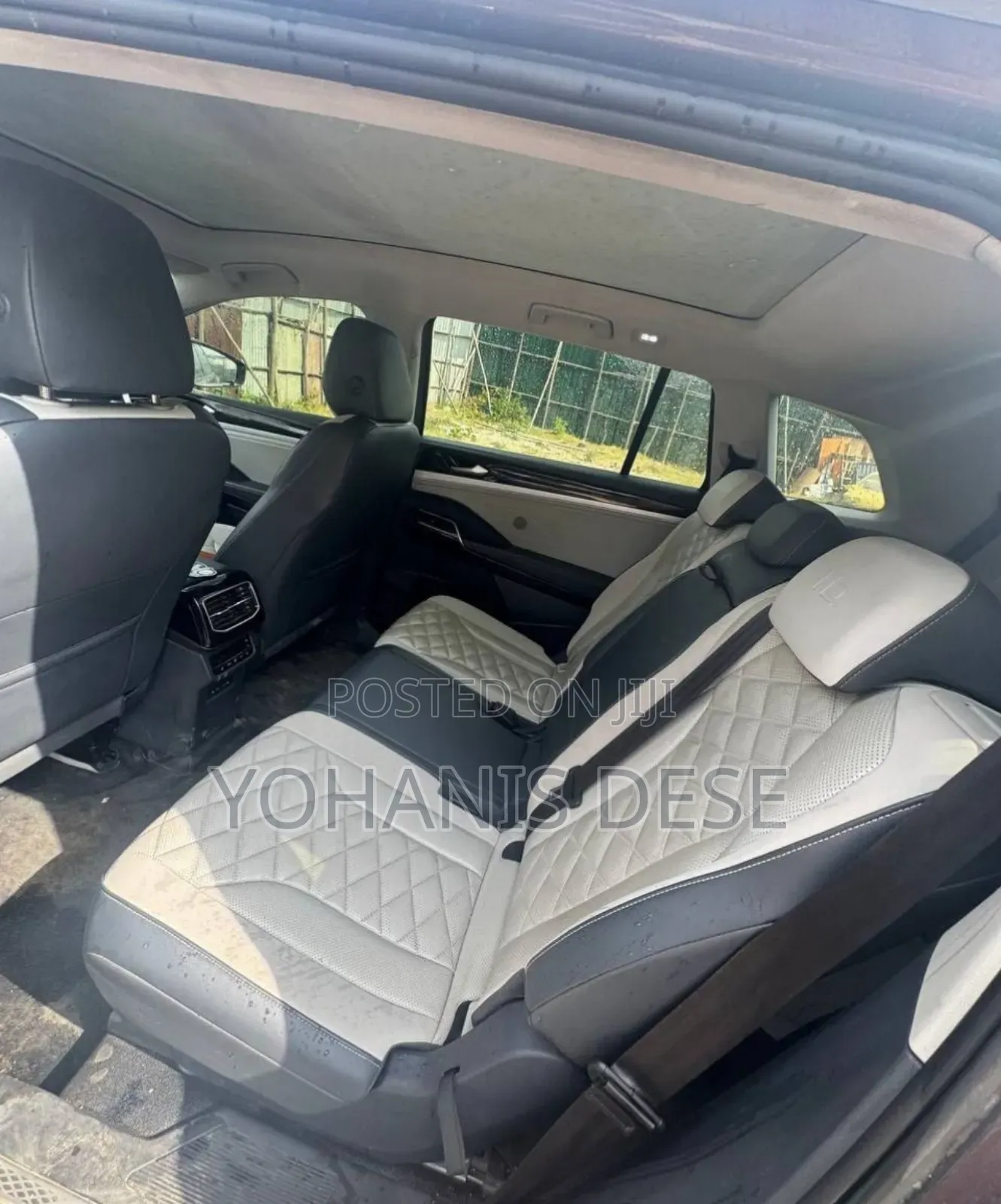 Volkswagen ID.6 2022 Purple