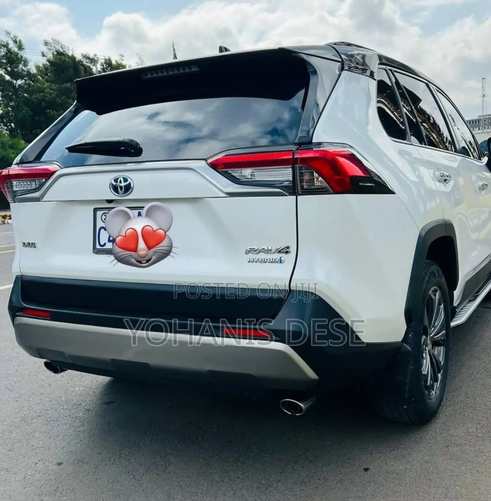 Toyota RAV4 2024 White