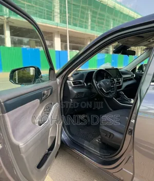 Toyota Highlander Hybrid 2021 Gray