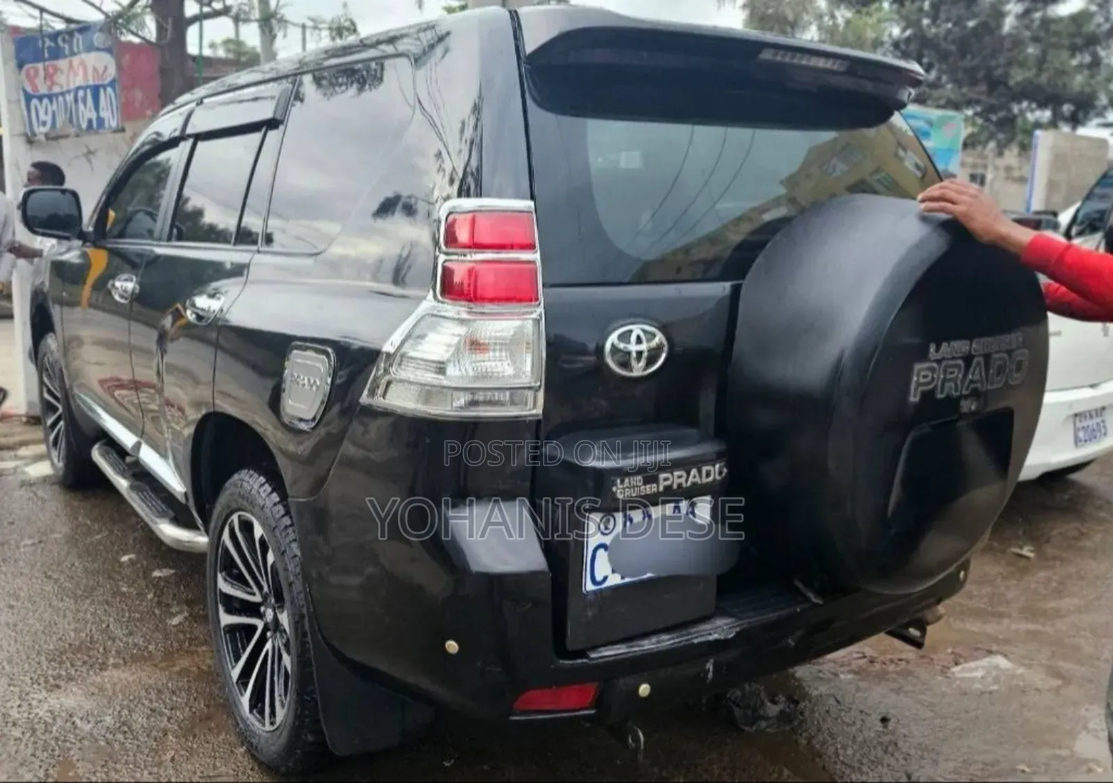 Toyota Land Cruiser Prado 2011 Black