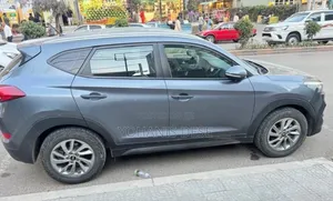 Hyundai Tucson 2016 Gray