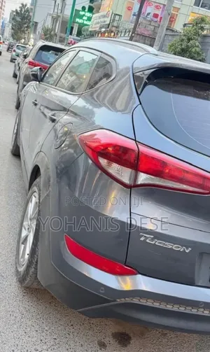 Hyundai Tucson 2016 Gray