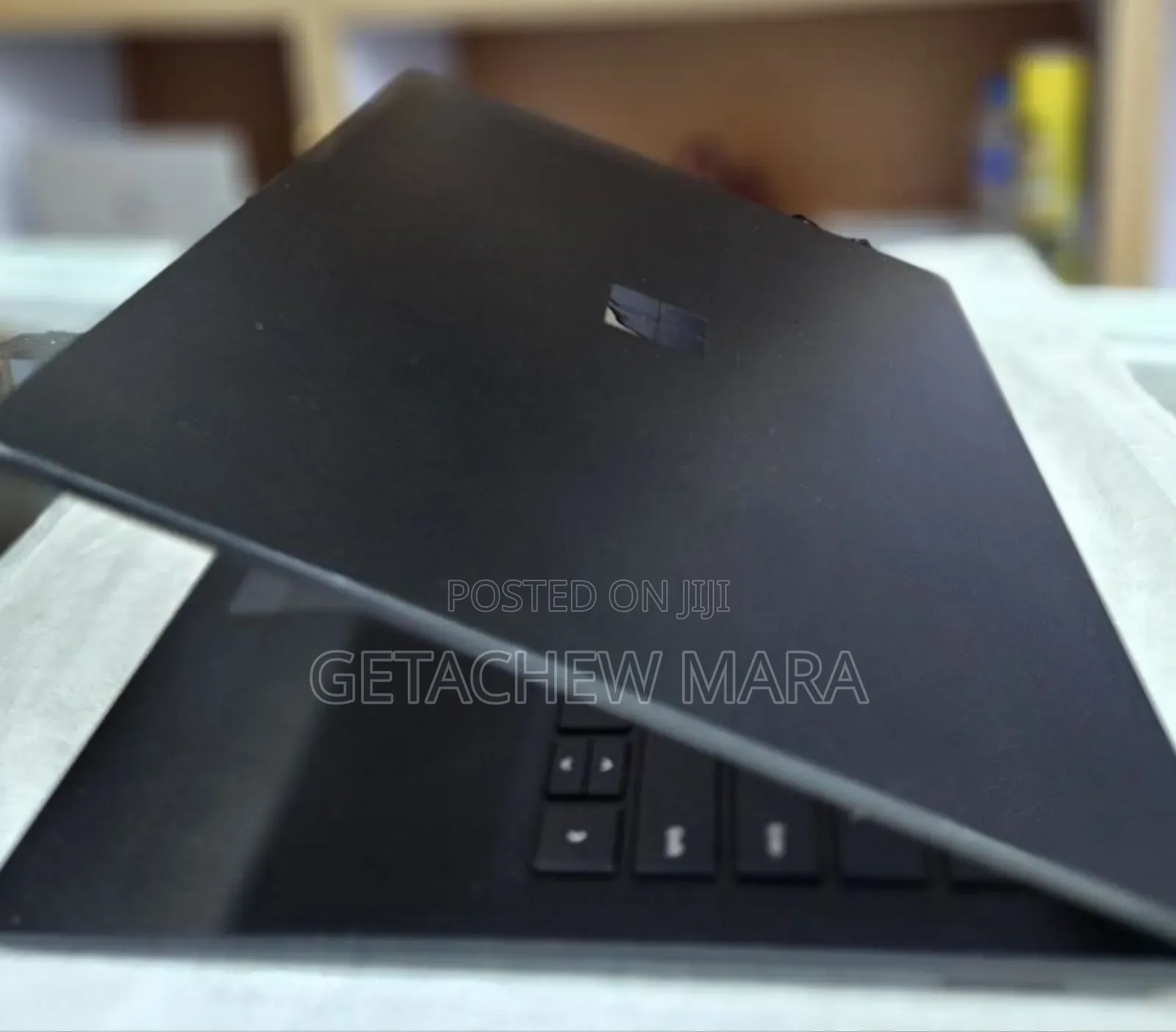 New Laptop Microsoft Surface 16GB Intel Core I7 SSD 512GB