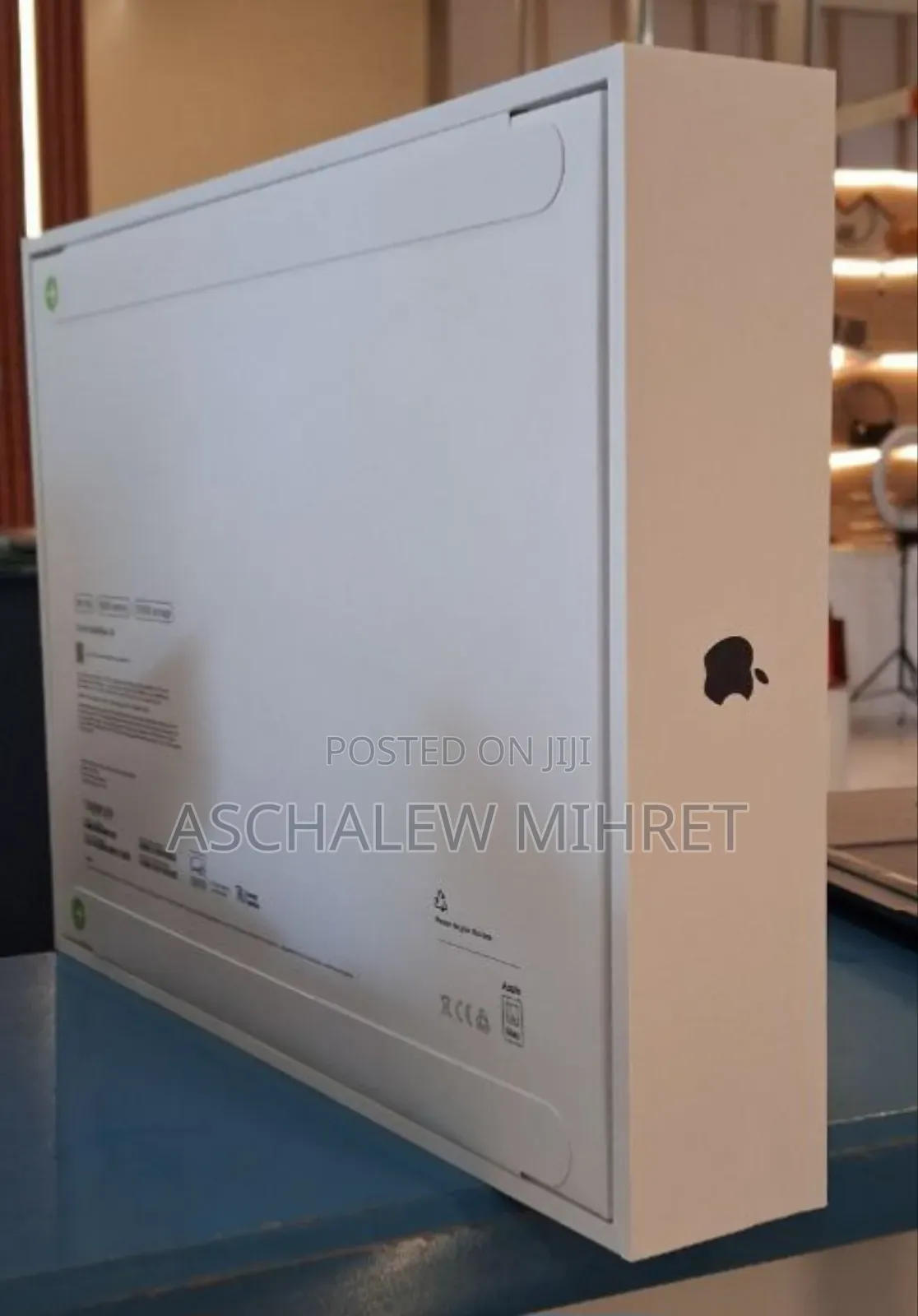 New Laptop Apple MacBook Air 2025 M4 13-Inch 16GB Apple M4 SSD 512GB