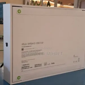 New Laptop Apple MacBook Air 2025 M4 13-Inch 16GB Apple M4 SSD 512GB