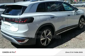 Volkswagen ID.6 2023 Gray