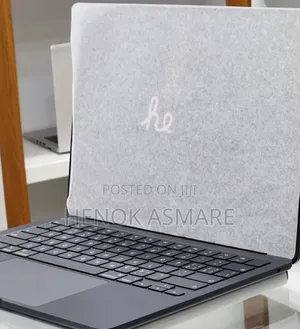 New Laptop Apple MacBook Air 16GB Apple M4 SSD 256GB