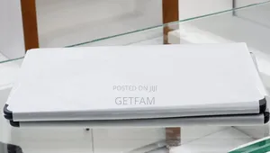 New Apple MacBook Pro 2024 M4 Max 14-Inch 16GB Apple M4 SSD 256GB