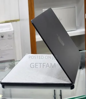 New Apple MacBook Pro 2024 M4 Max 14-Inch 16GB Apple M4 SSD 256GB