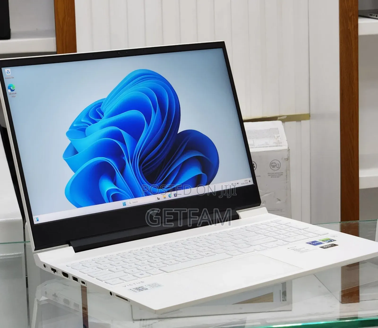 New Laptop HP Victus 15 16GB Nvidia SSD 512GB