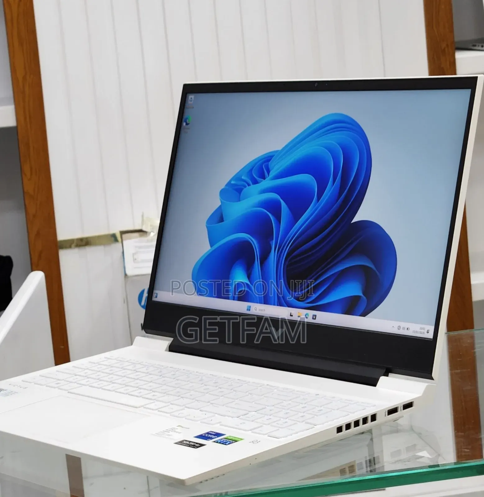 New Laptop HP Victus 15 16GB Nvidia SSD 512GB
