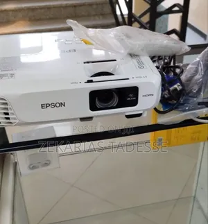 Epson Projector Eb-X18
