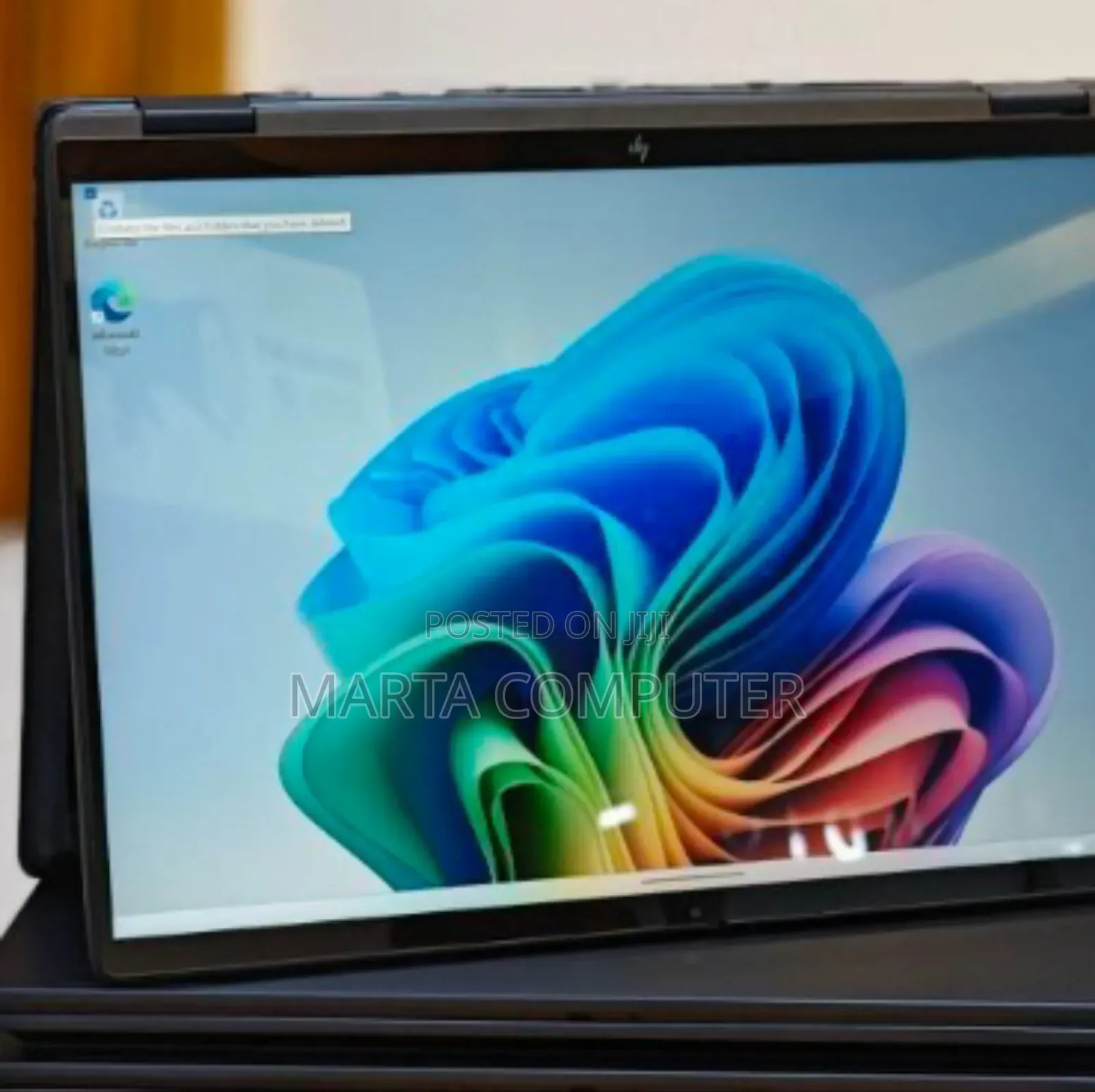 New Laptop HP OmniBook X Flip 14" 16GB Intel Core Ultra 7 SSD 1T