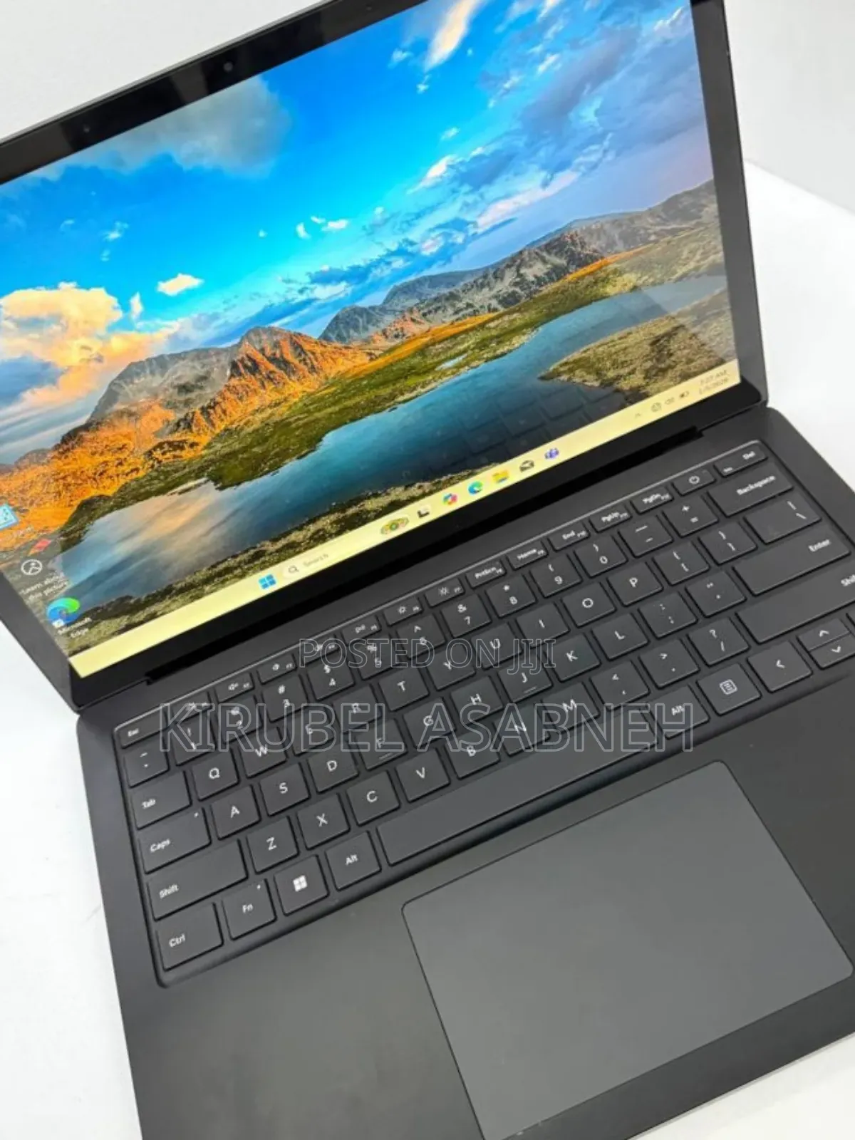 New Laptop Microsoft Surface 8GB Intel Core I5 SSD 512GB