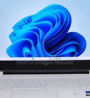 New Laptop HP Omen 15 16GB Intel Core I9 SSD 512GB