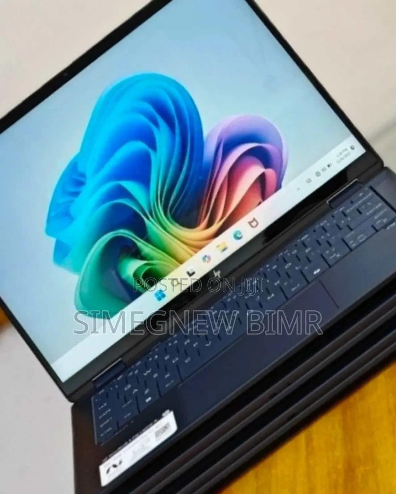 New Laptop HP OmniBook 5 Flip 16GB Intel Core Ultra 7 SSD 1T