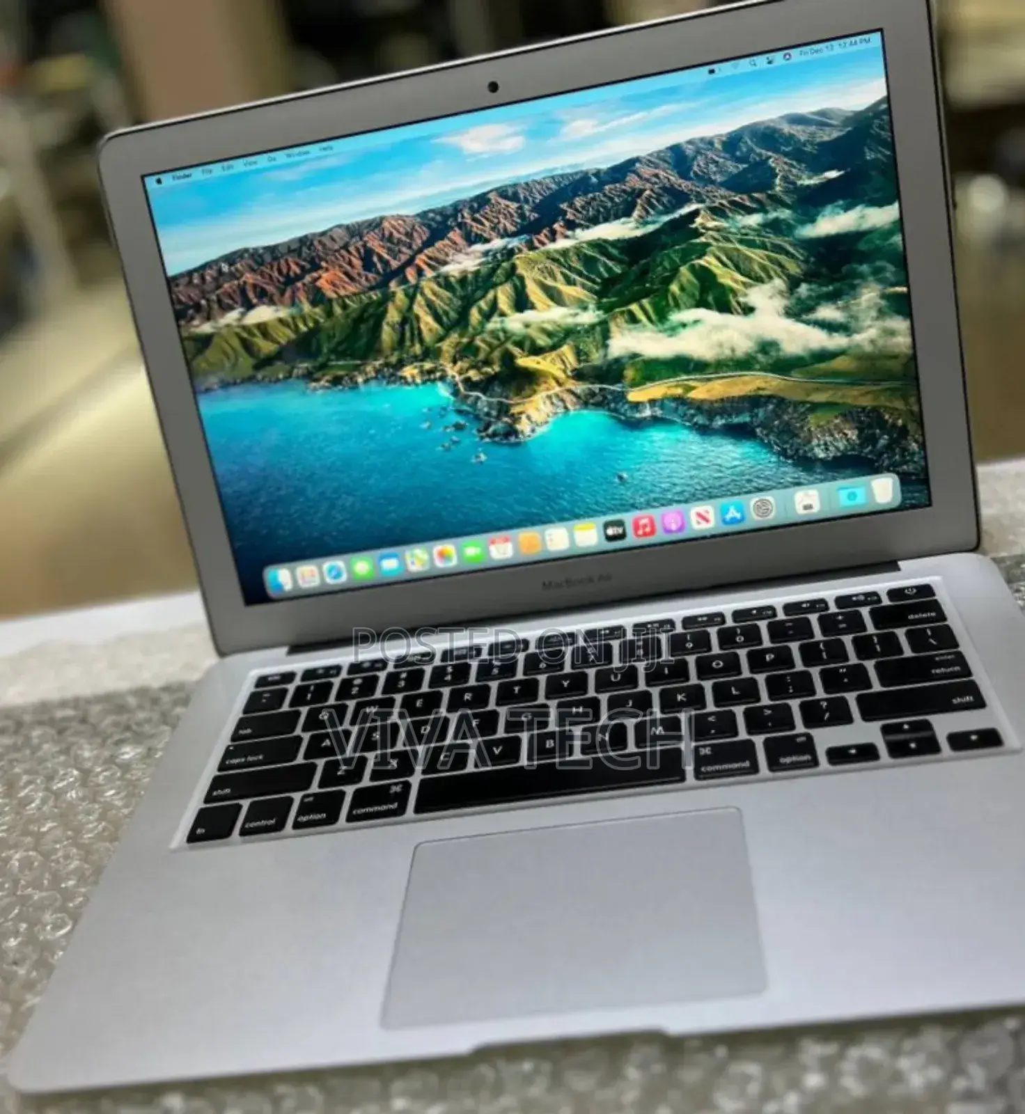 New Laptop Apple MacBook Air 2014 4GB Intel Core I5 SSD 256GB
