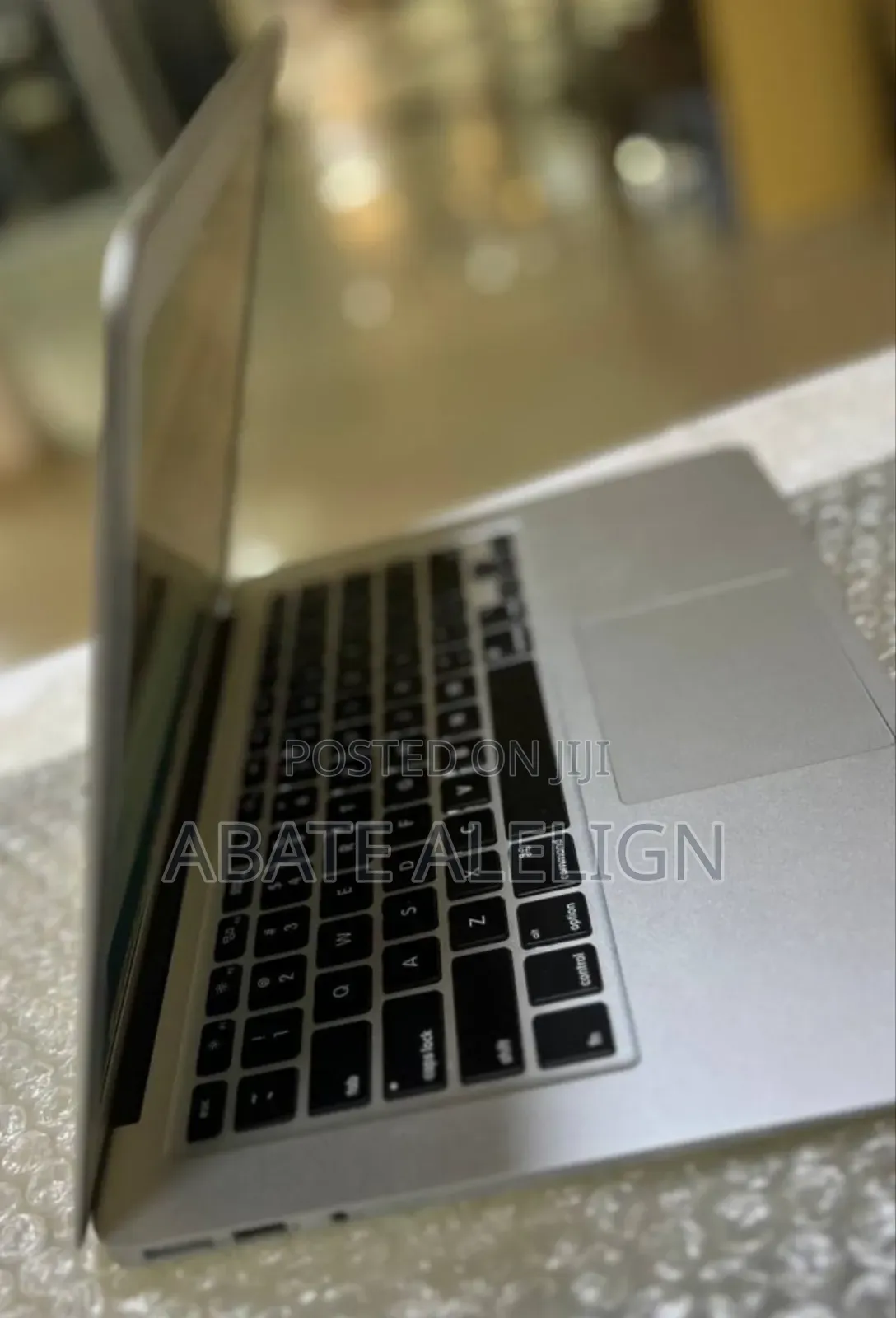 New Laptop Apple MacBook Air 2014 4GB Intel Core I5 SSD 256GB