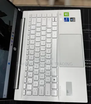 New Laptop HP Pavilion 14 16GB Intel Core I7 SSD 512GB