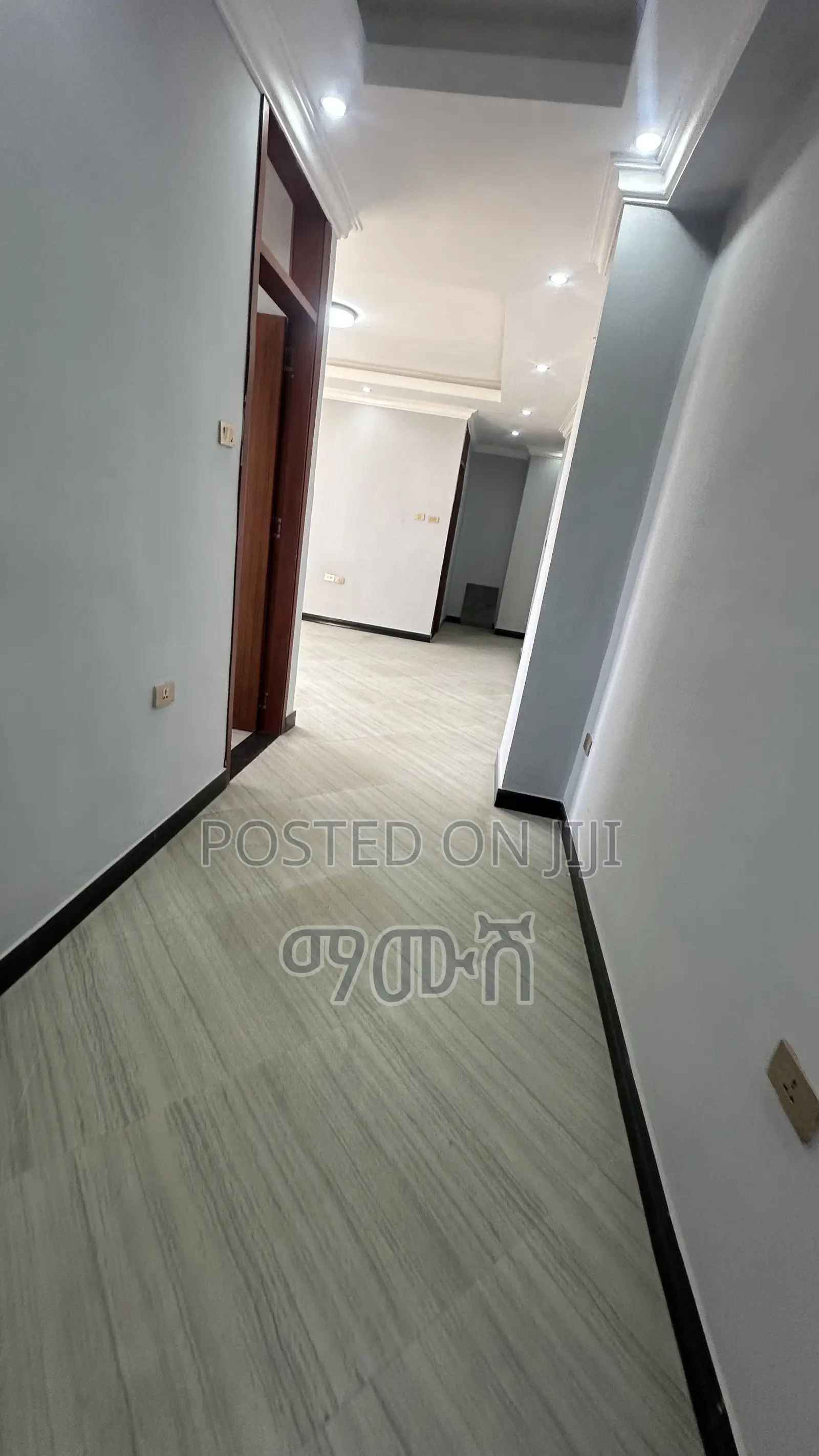 Furnished 2bdrm Condo in አያት 40/60 ኮንዶሚኒየም, Bole for sale